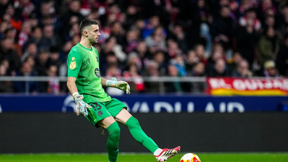 Le preguntan a Luis de la Fuente sobre el debate en la portería y dice esto sobre Joan García: "Muchos lo habéis descubierto"