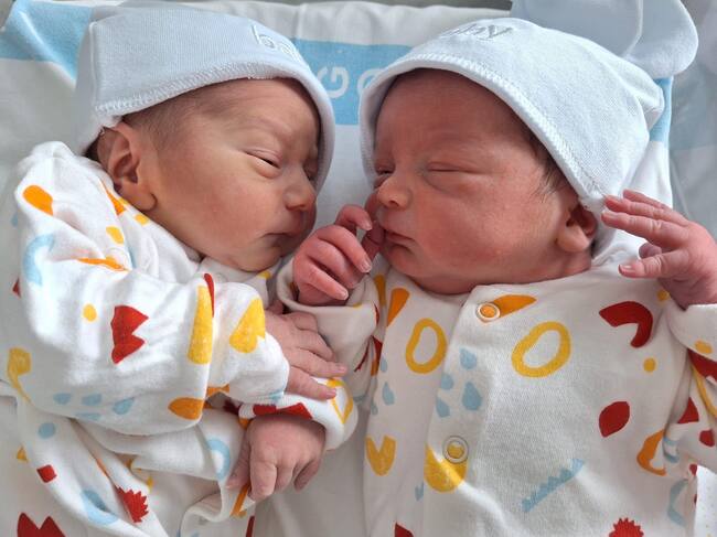 Van ser els darrers menorquins nascuts a l'Illa el 2023.