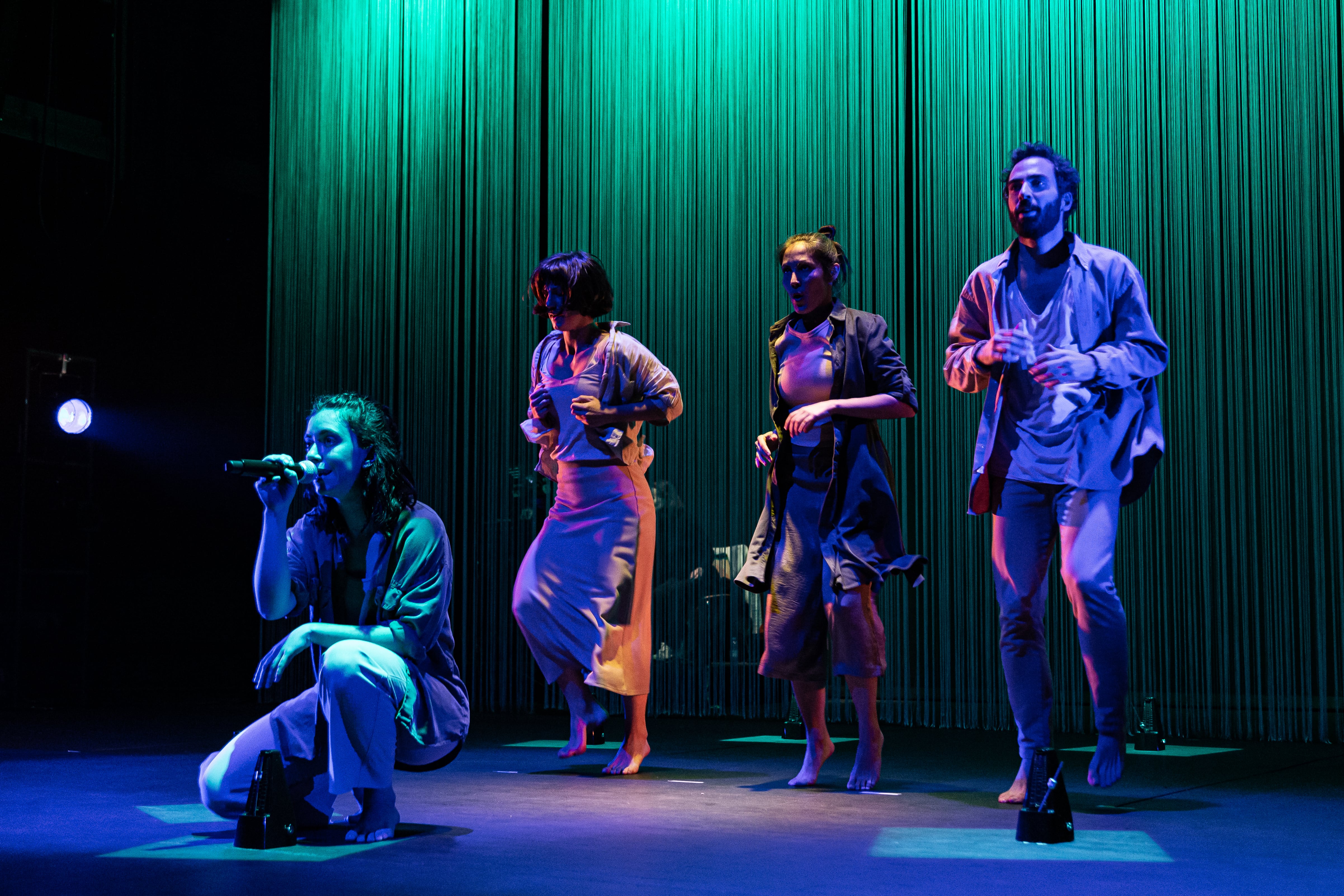 Una de les escenes de Límits, la darrera creació de l'ENA que s'estrena aquest dijous al Teatre comunal