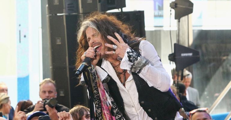 Steven Tyler, vocalista del grupo estadounidense Aerosmith confirma la separación de la banda.