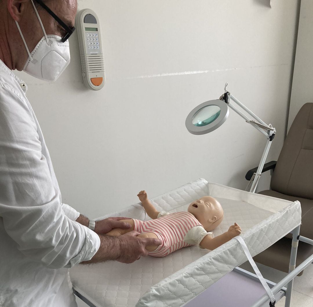 Cuna móvil en el hospital de Gandia 