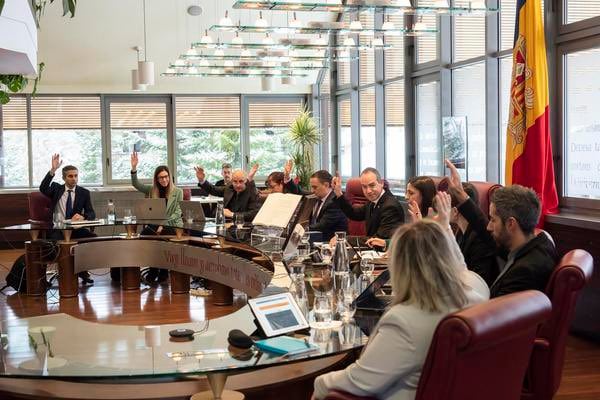 Una sessió del consell de comú de Canillo