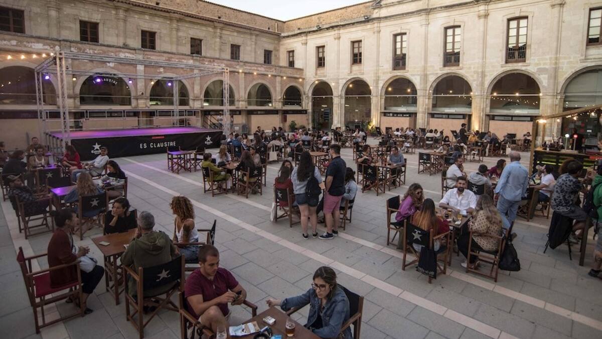 La història d'Es Claustre del Carme de Maó. Amb Martí Carbonell