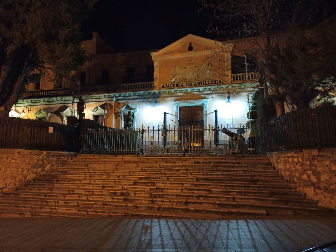 Fachada de la Academia de Artillería