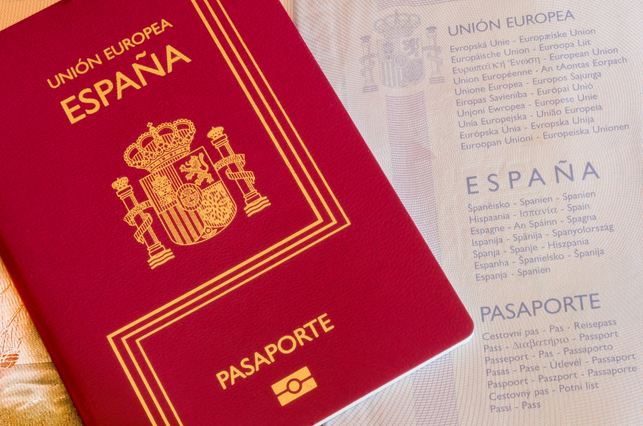 Un pasaporte español.