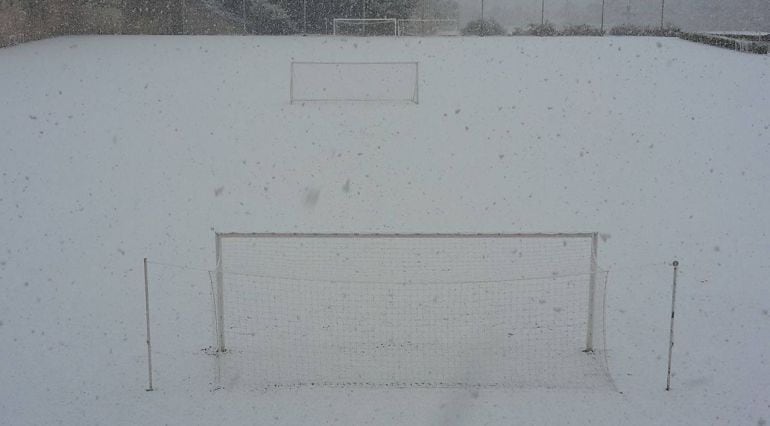 Campo del Orihuela totalmente nevado