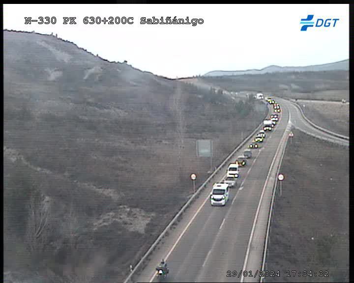 Este pasado lunes se registraron colas kilométricas de regreso del puente de San VAlero