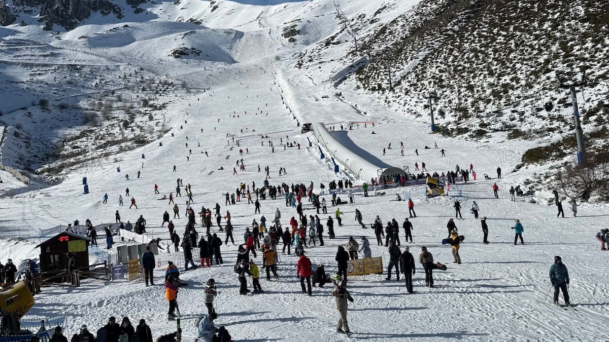 Leitariegos atrae a 3.200 en el puente de Año Nuevo
