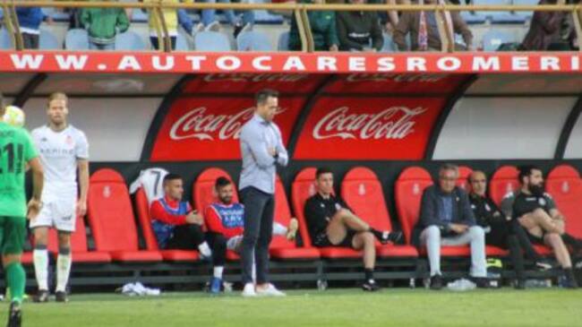 Aira medita dar cabida a los últimos fichajes