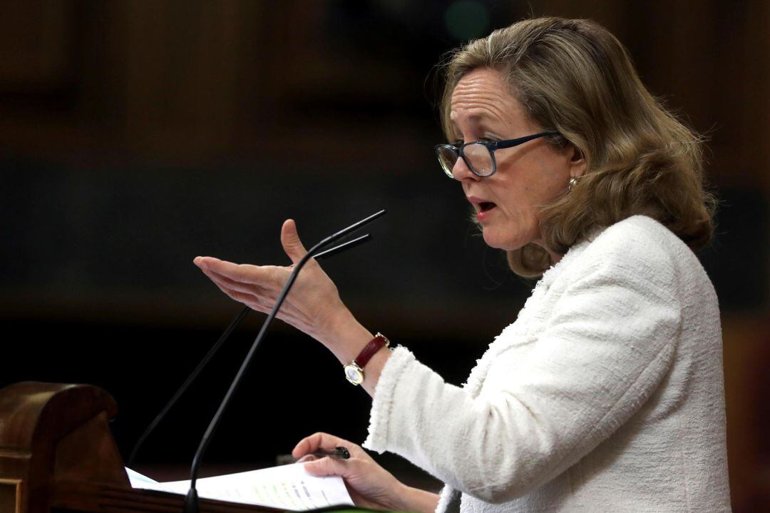 La vicepresidenta de Asuntos Económicos, Nadia Calviño, durante una intervención en el Congreso.