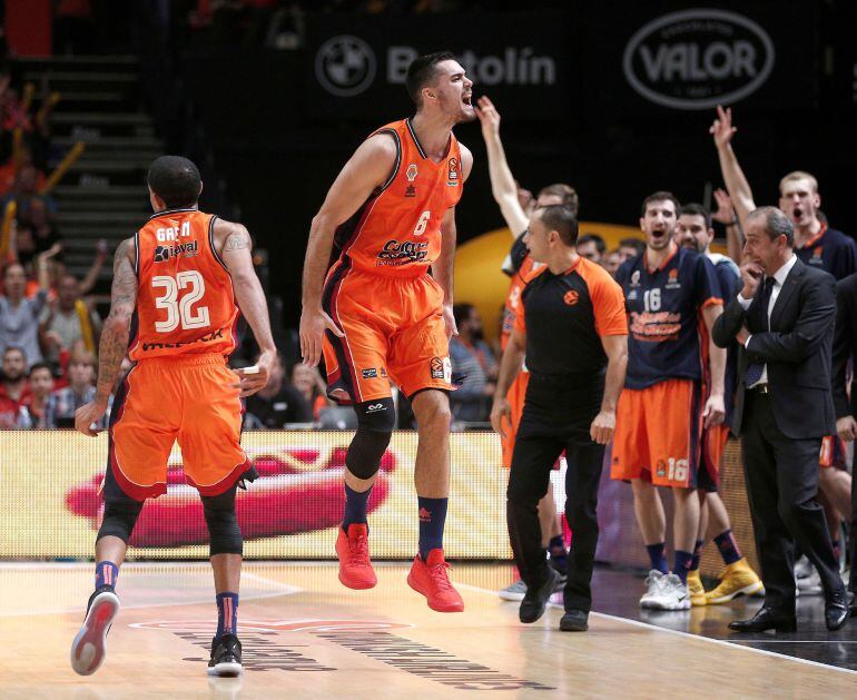 El escolta del Valencia Alberto Abalde.