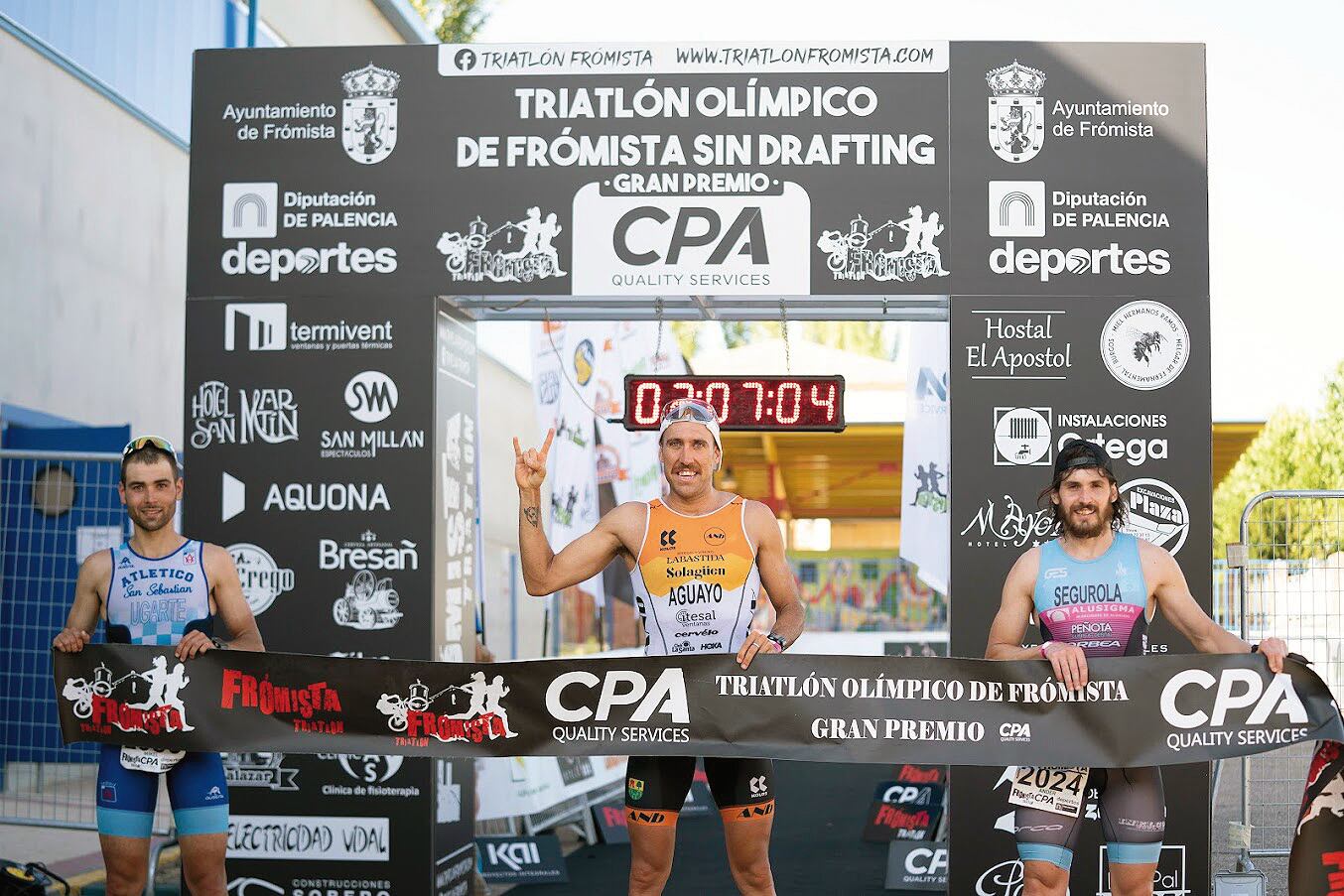 Imagen de archivo de la línea de meta del Triatlón de Frómista