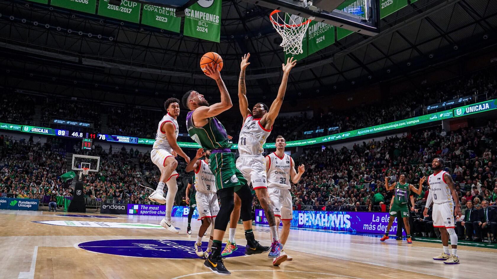 El alero dominicano del Unicaja Chris Duarte, en una jugada del encuentro contra el MoraBanc Andorra