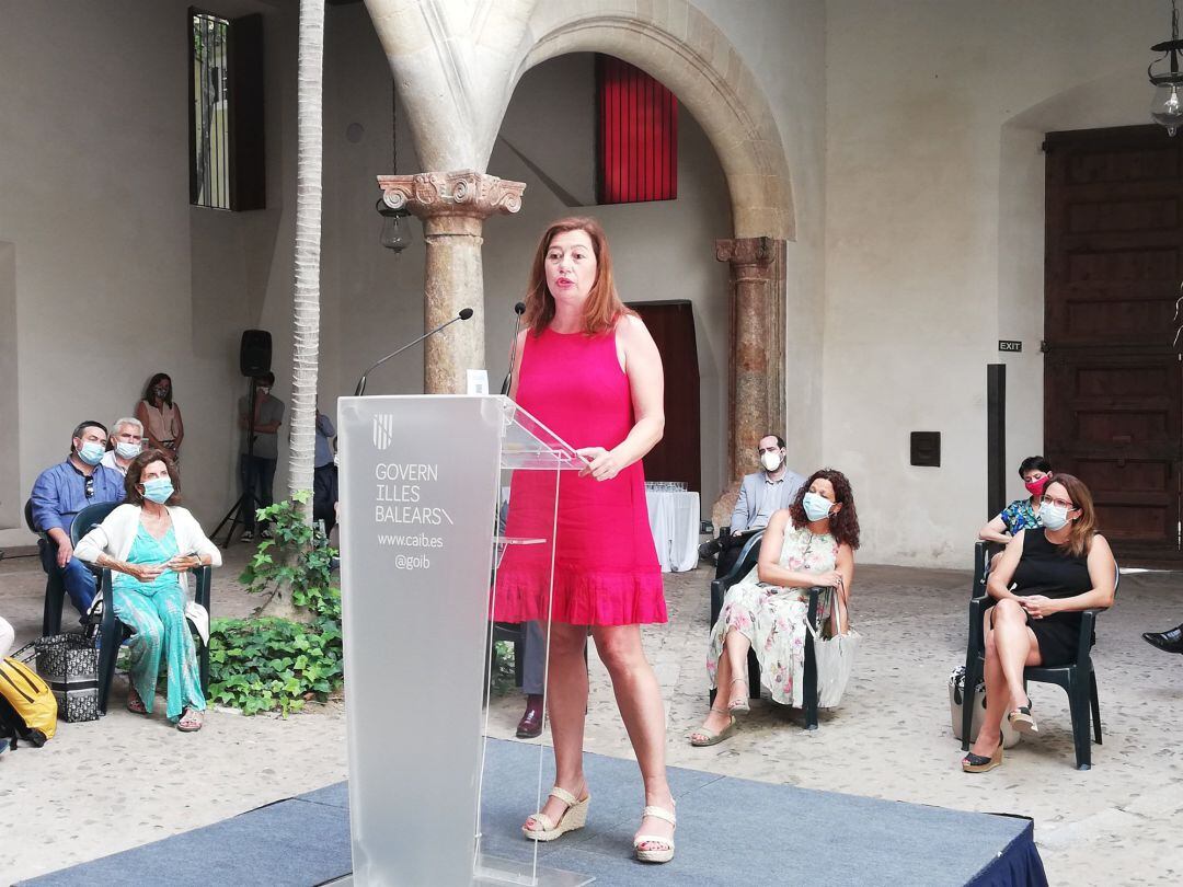 La presidenta del Govern, Francina Armengol, en el acto de firma del Pacto de Reactivación de Baleares. 