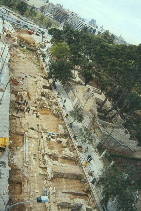 Vista general de las excavaciones del Palacio Real año 1986. Archivo SIAM