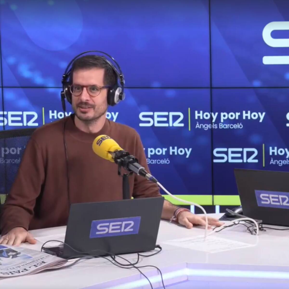 Manuel Turizo irrumpe por sorpresa en 'Hoy por Hoy' y la reacción de Àngels Barceló no podía ser otra