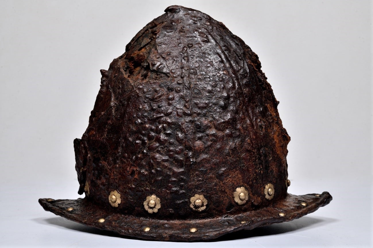 Capacete ya restaurado