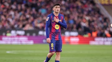 Per què Pedri canvia els partits del Barça? "Ell decideix quan accelerar i quan aturar"