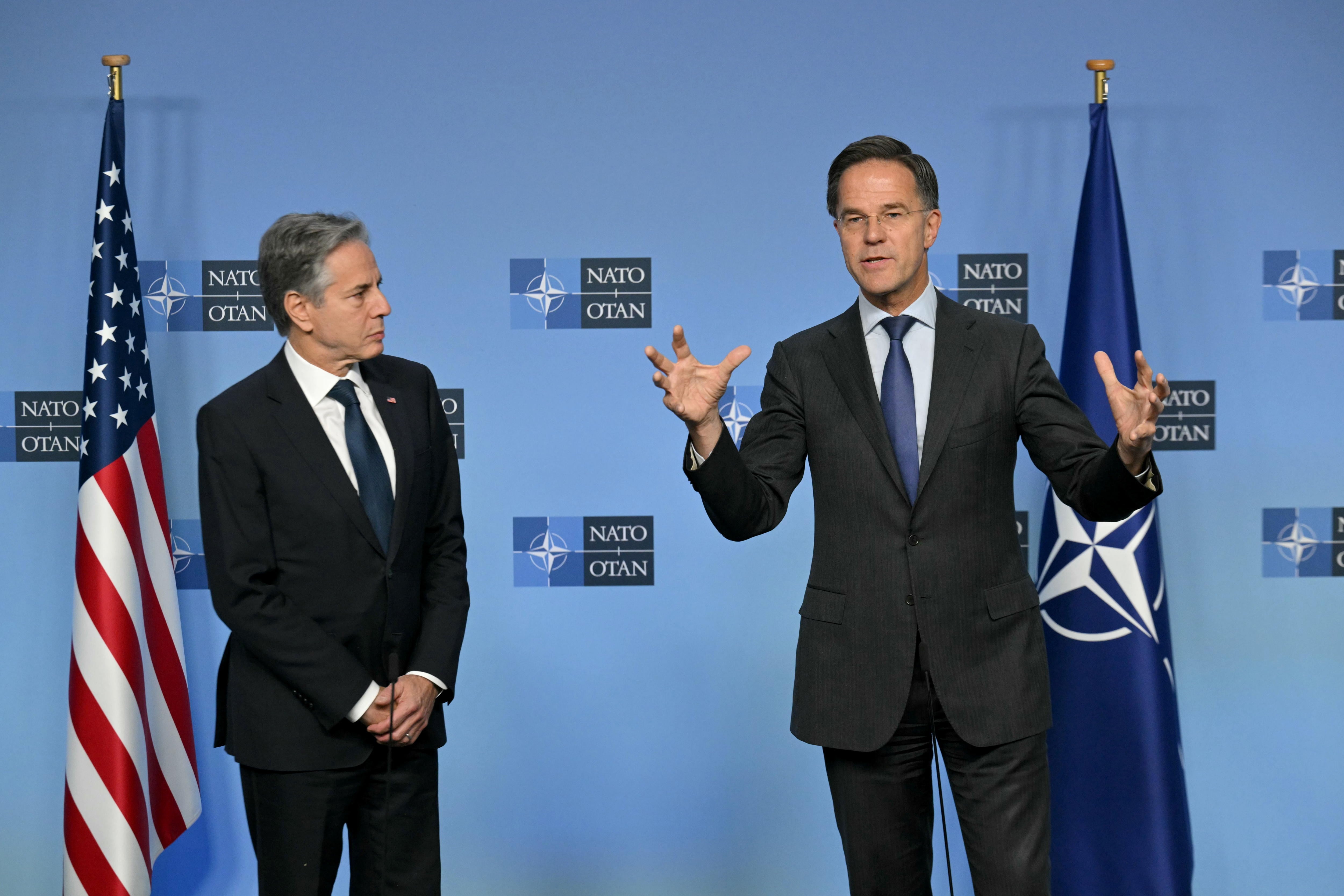 Un momento de la comparecencia conjunta en Bruselas de Antony Blinken y Mark Rutte