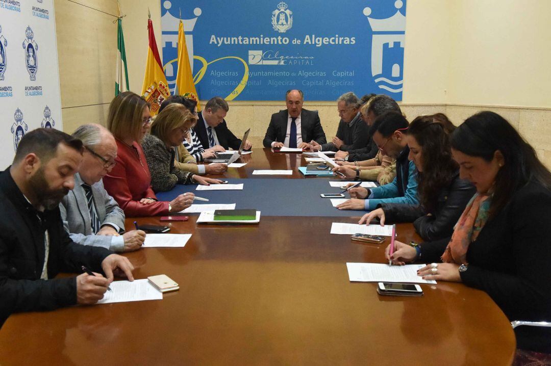 El desarrollo industrial pasó por la Junta de Gobierno Local del Ayuntamiento de Algeciras.