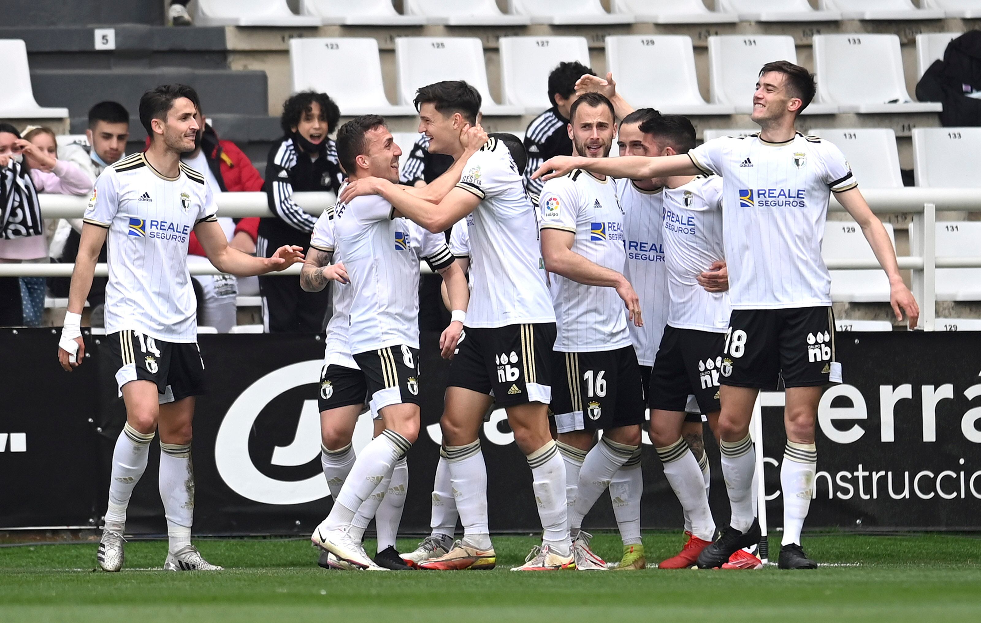 Celebración del gol del Miguel Rubio