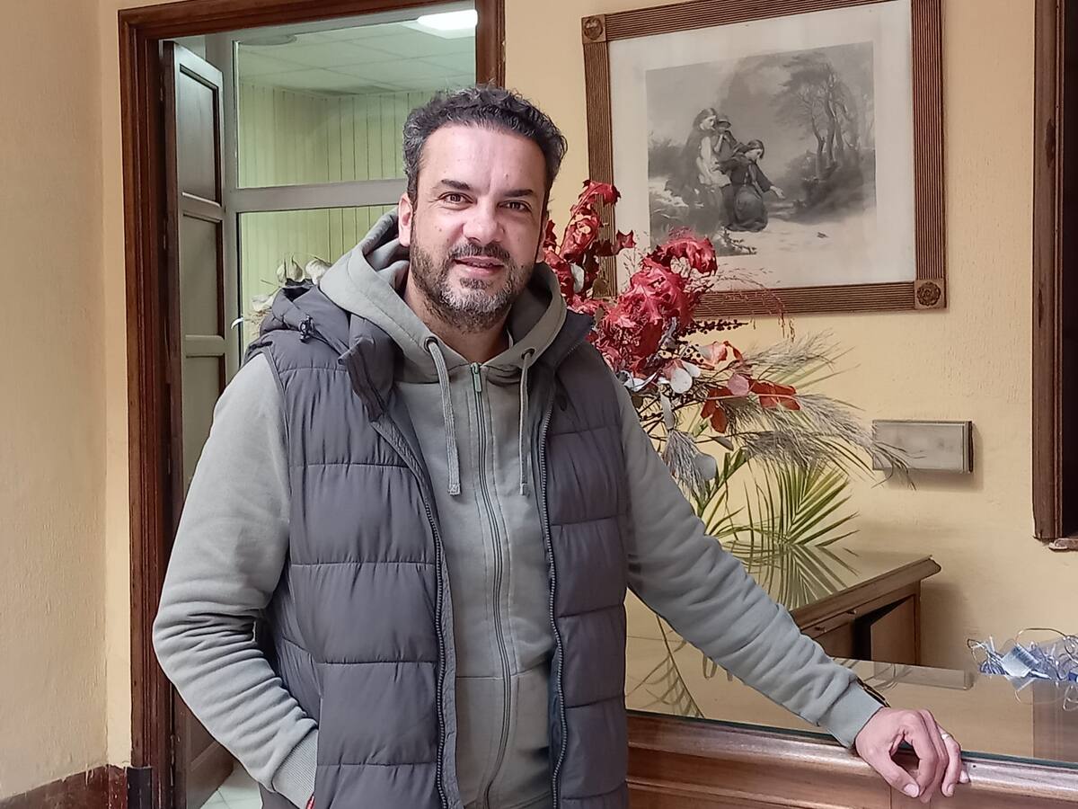 "Mamé el flamenco en las rodillas de mi padre, pero los niños de hoy se van al castillo hinchable"