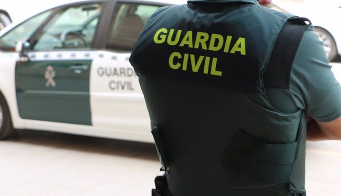 Un agente de Guardia Civil