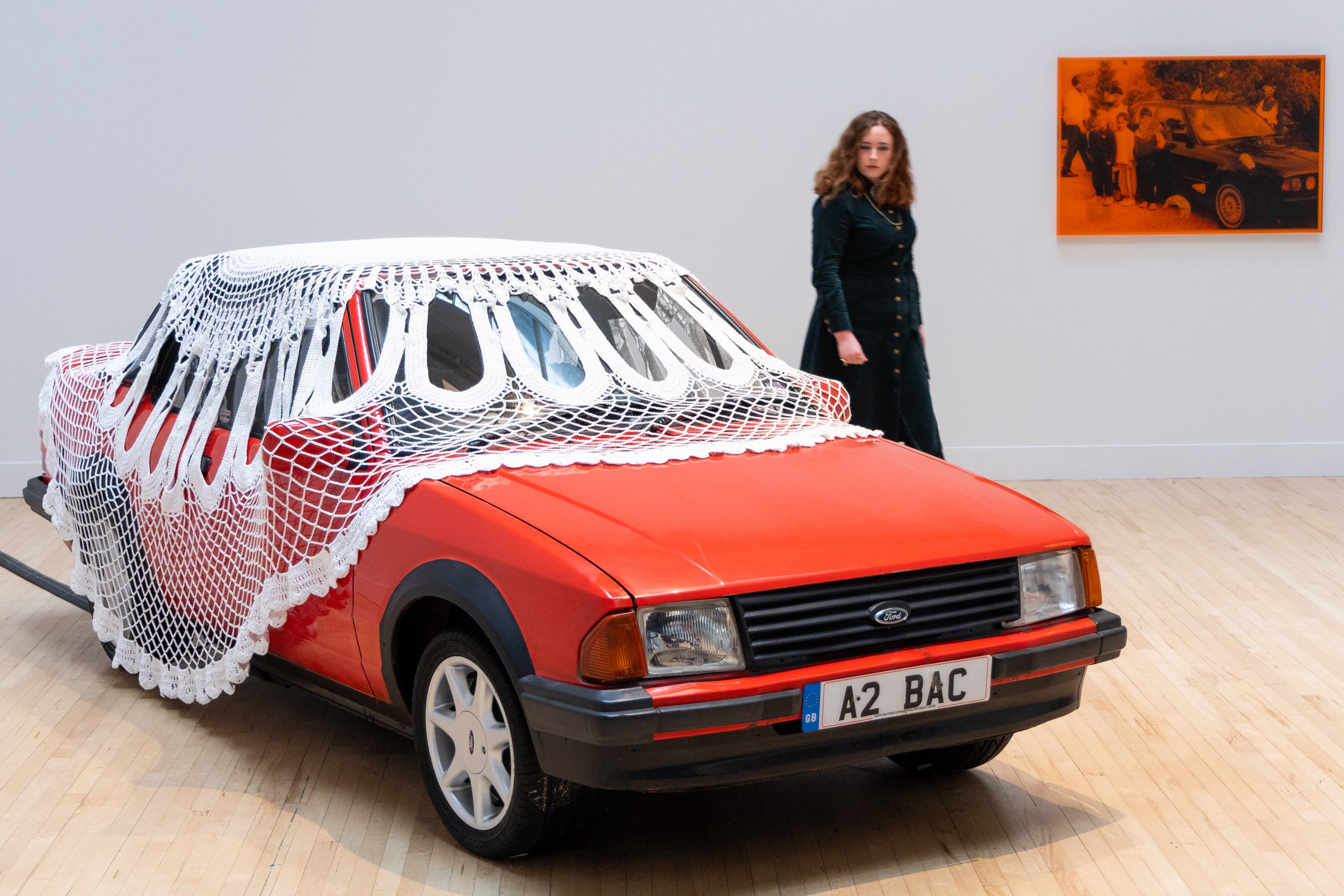 La obra &#039;Sociomobile&#039; de Jasleen Kaur. (Photo by Tristan Fewings/Getty Images)