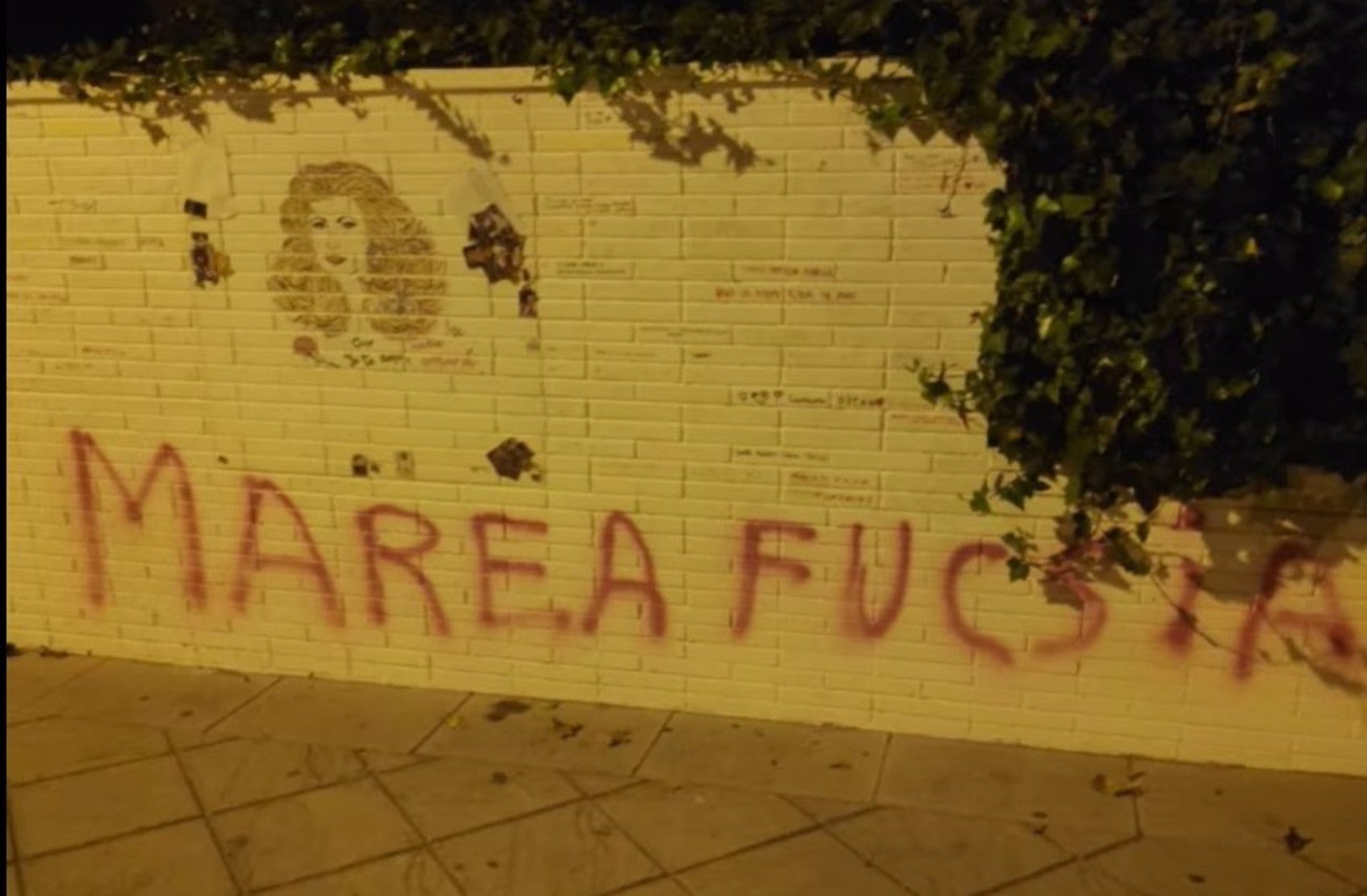 Pintada en la fachada de la casa de Rocío Jurado