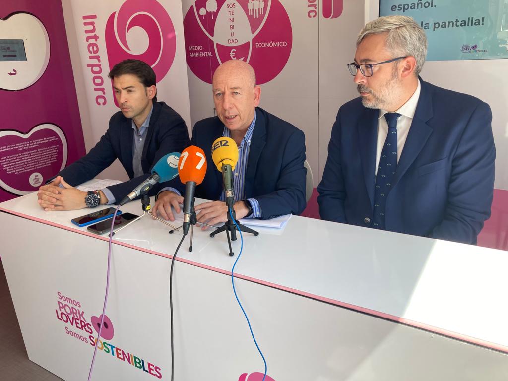 De izquierda a derecha: Daniel de Miguel, Alberto Herranz y Víctor Manuel Martínez