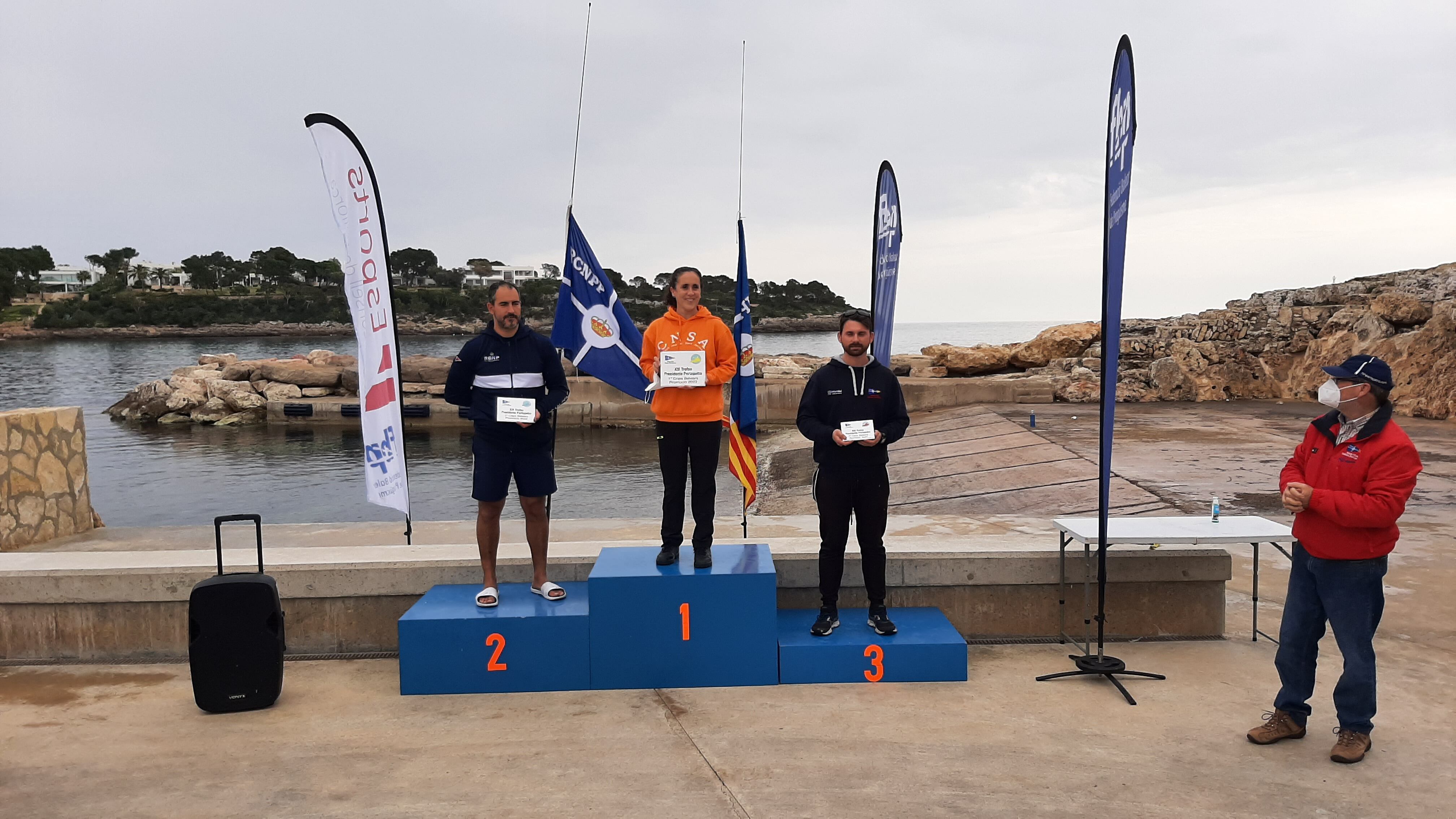 Lluvia de medallas para la delegación ibicenca