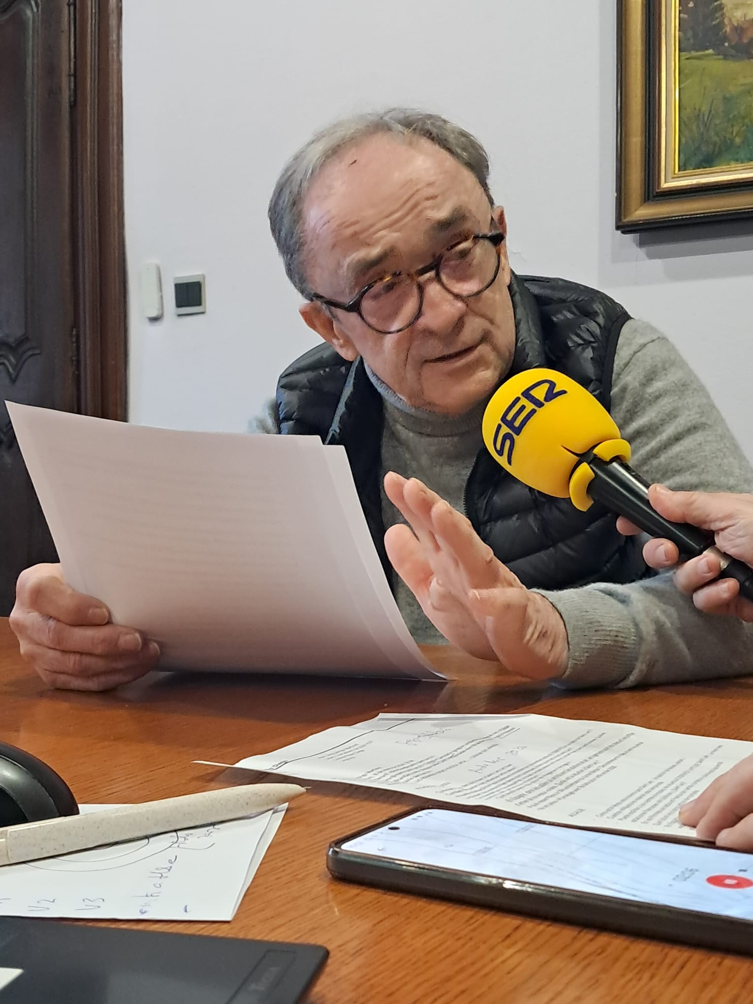 André Mir en la entrevista para Hoy por Hoy de la SER en la provincia de Huesca
