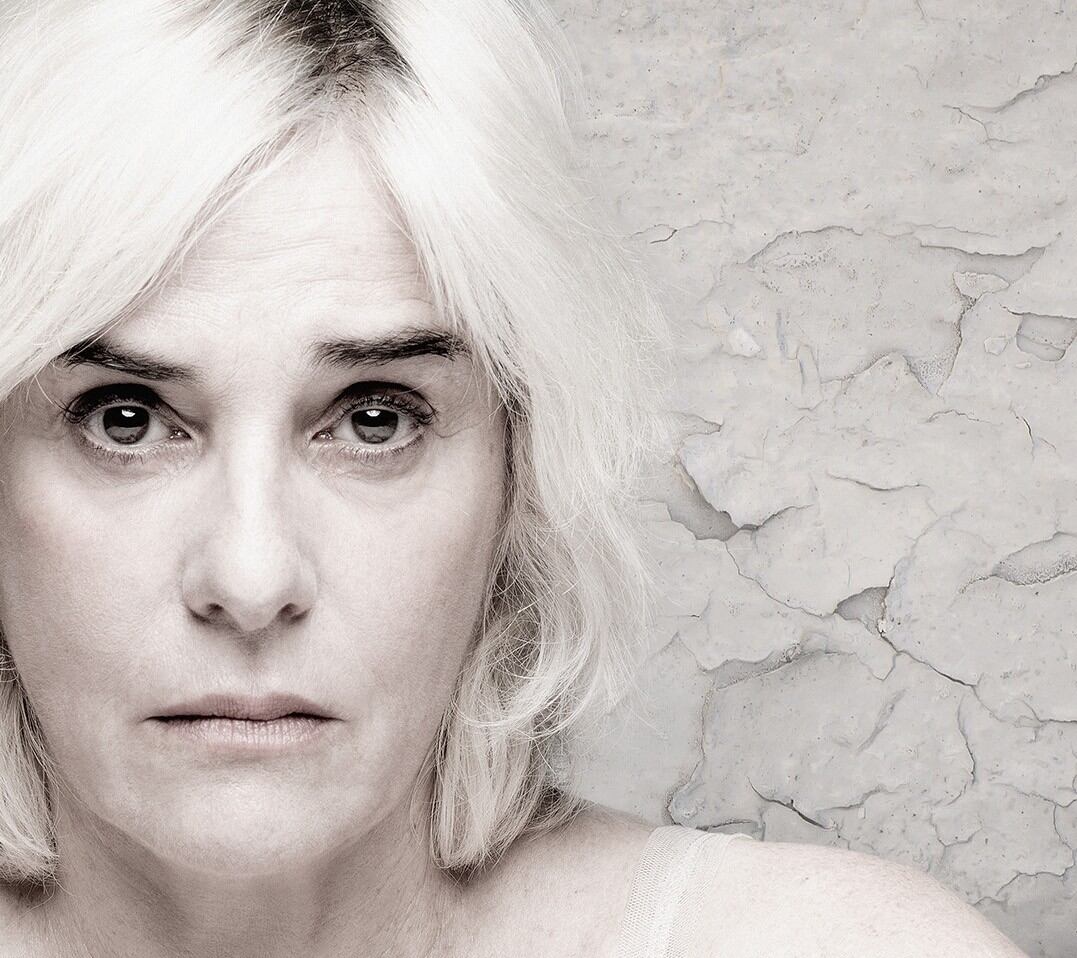 Anabel Alonso en el cartel promocional de 'La mujer rota'