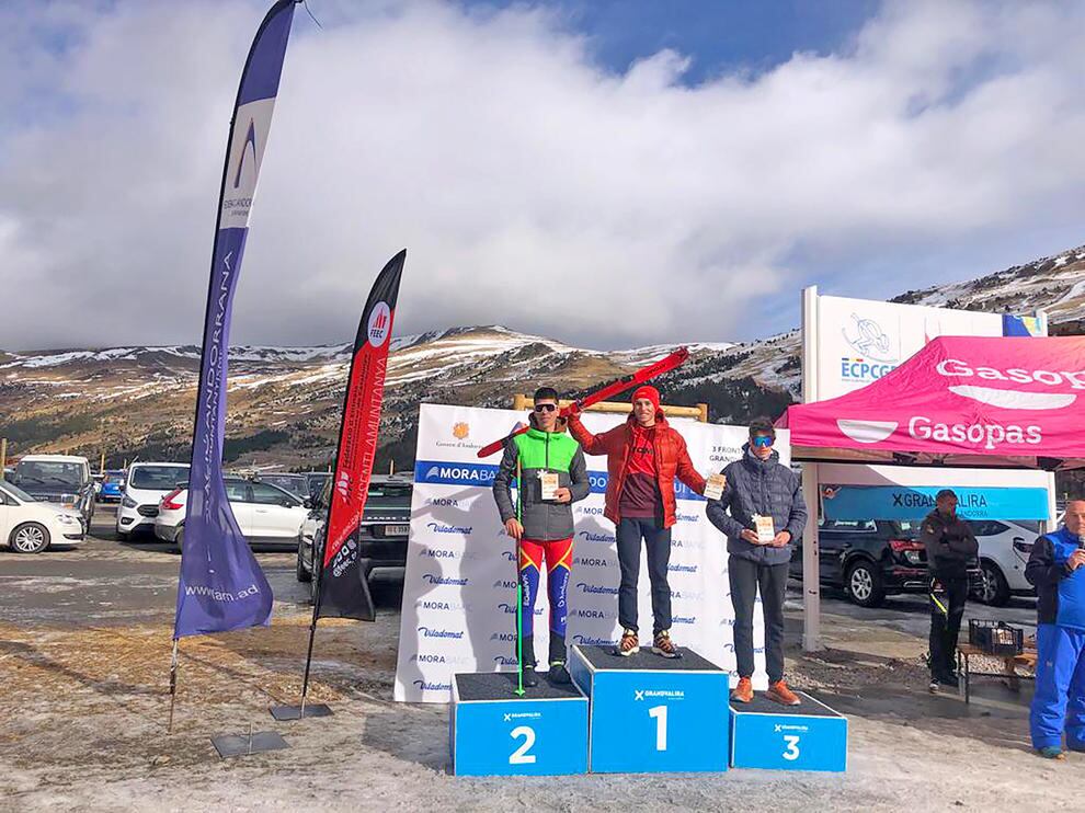 Podi de la cursa masculina de les Tres Fronteres.