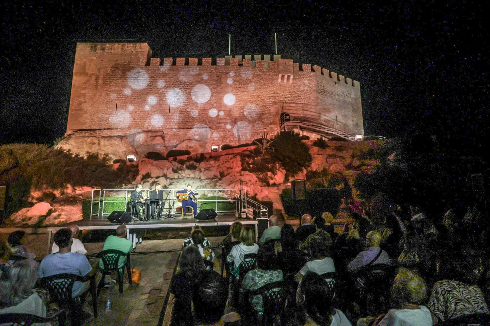 Concierto en el Castillo de Petrer