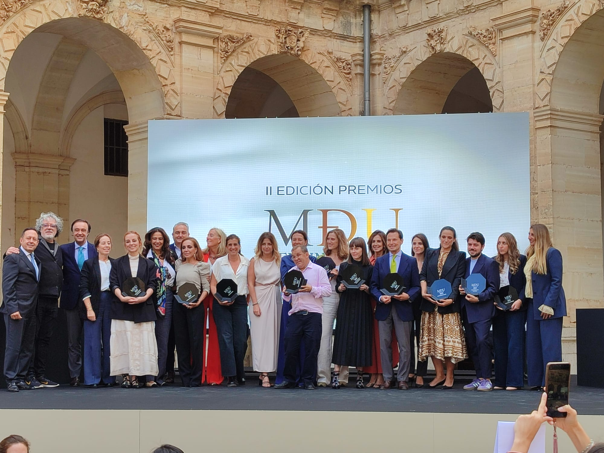 Premiados y organizadores de la MDU Weddings Awards entregados en su segunda edición en el Monasterio de Uclés (Cuenca)