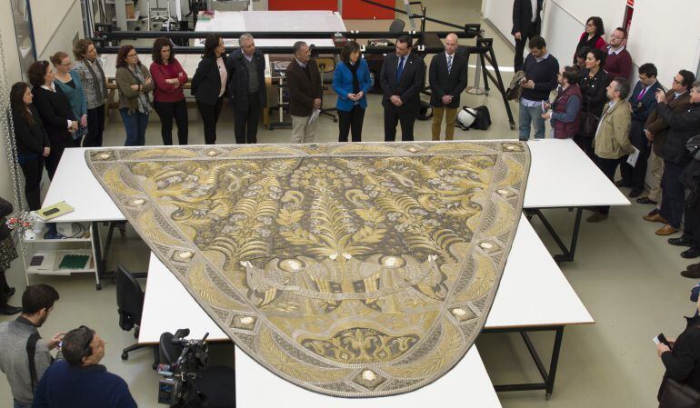 El manto de Los Negritos en las dependencias del IAPH