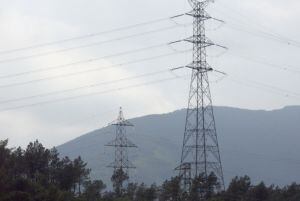 Hi havia el compromís de compactar les línies de 132 i 220 kv amb la MAT