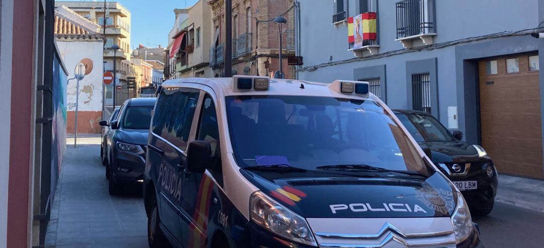 Imagen de archivo de una furgoneta de la Policía Nacional en Valdepeñas (Ciudad Real) 