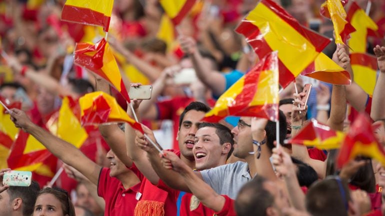 Aficionados de España durante el partido ante Italia 