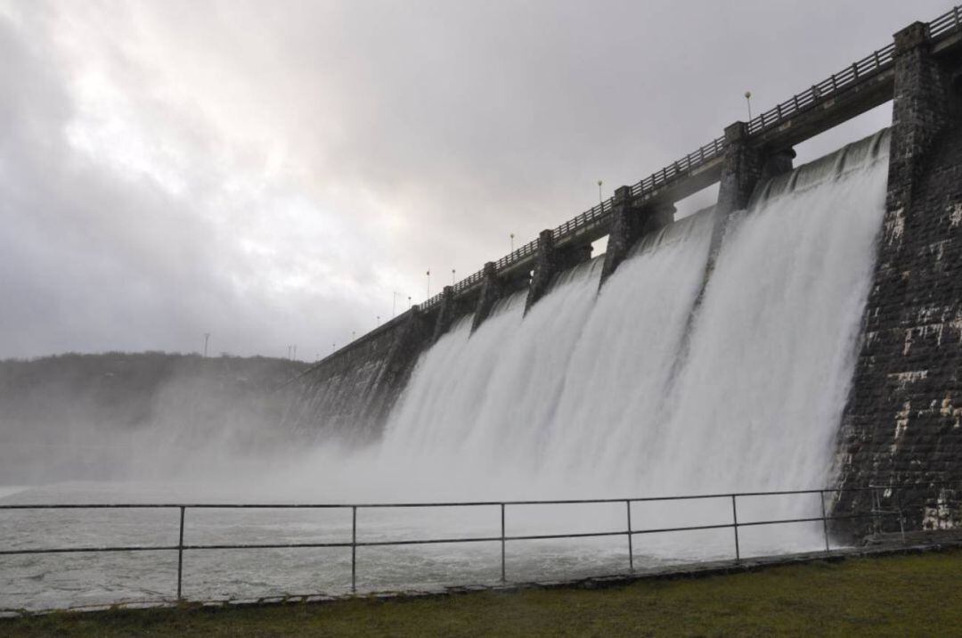 El embalse de Ullibarri se encuentra casi el 80% de su capacidad total.