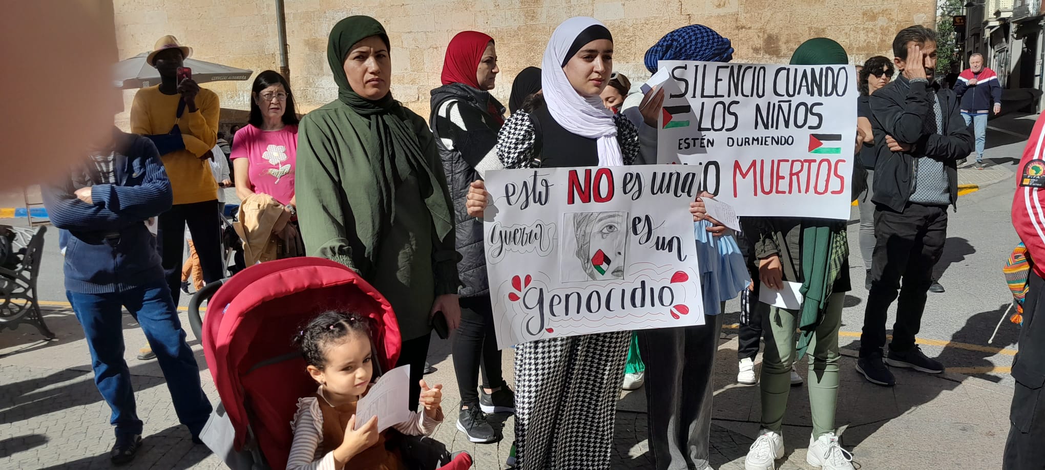 Concentración por la Paz en Palestina de Villena