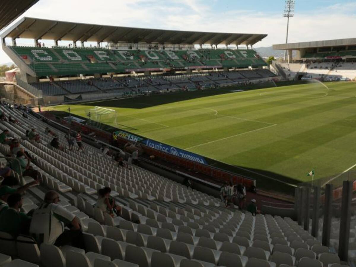 El Albacete quiere pescar en el río revuelto de Córdoba