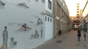 Piden salvar el mural "Fashion victim" que Escif pintó frente a Primark València para denunciar la explotación laboral en la producción de ropa