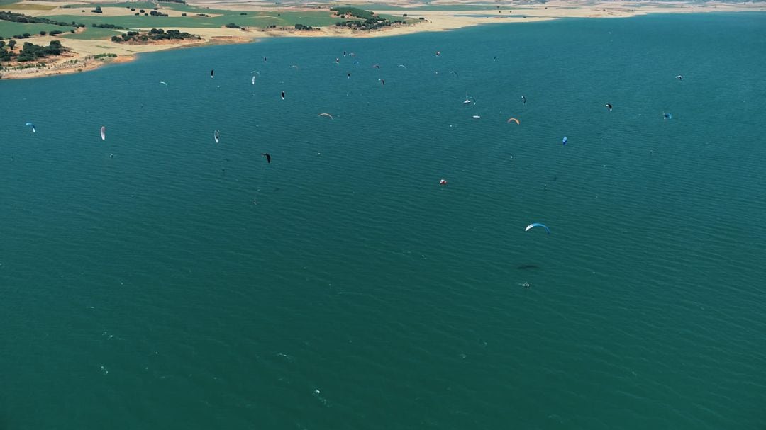 Archivo: Pantano de Alarcón Formula Kite