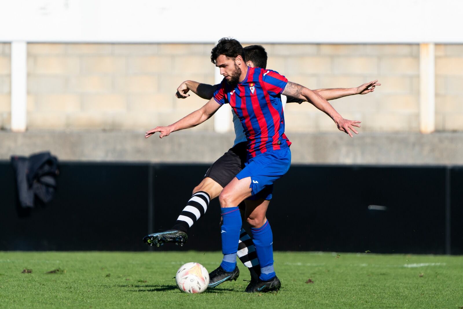 Glauder durante un partido con el club azulgrana