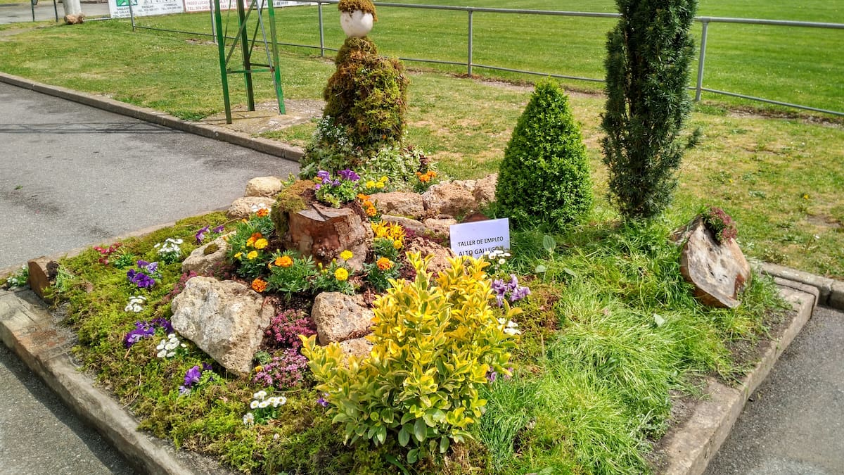 La Feria de la Primavera potencia la miel en un fin de semana de flores y tradición