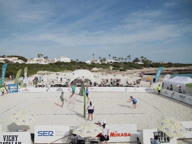 Cala en Bosc vio como las cuatro mejores parejas masculinas y femeninas se citaban en las semifinales de este domingo.