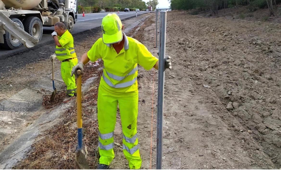 Instalación valla cerramiento AP-4.