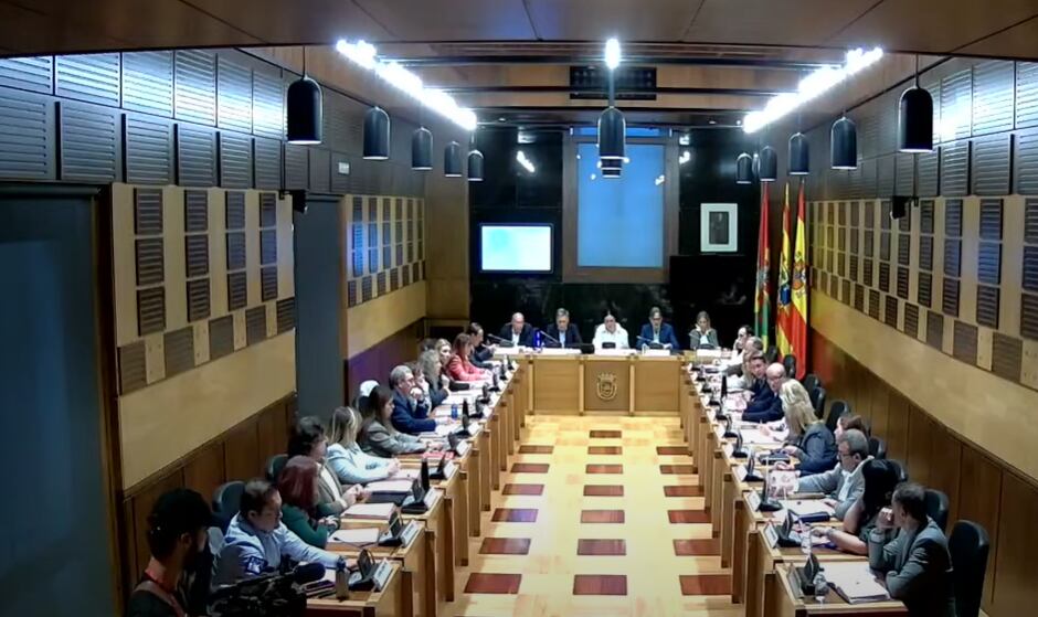 Pleno celebrado en el Ayuntamiento de Huesca